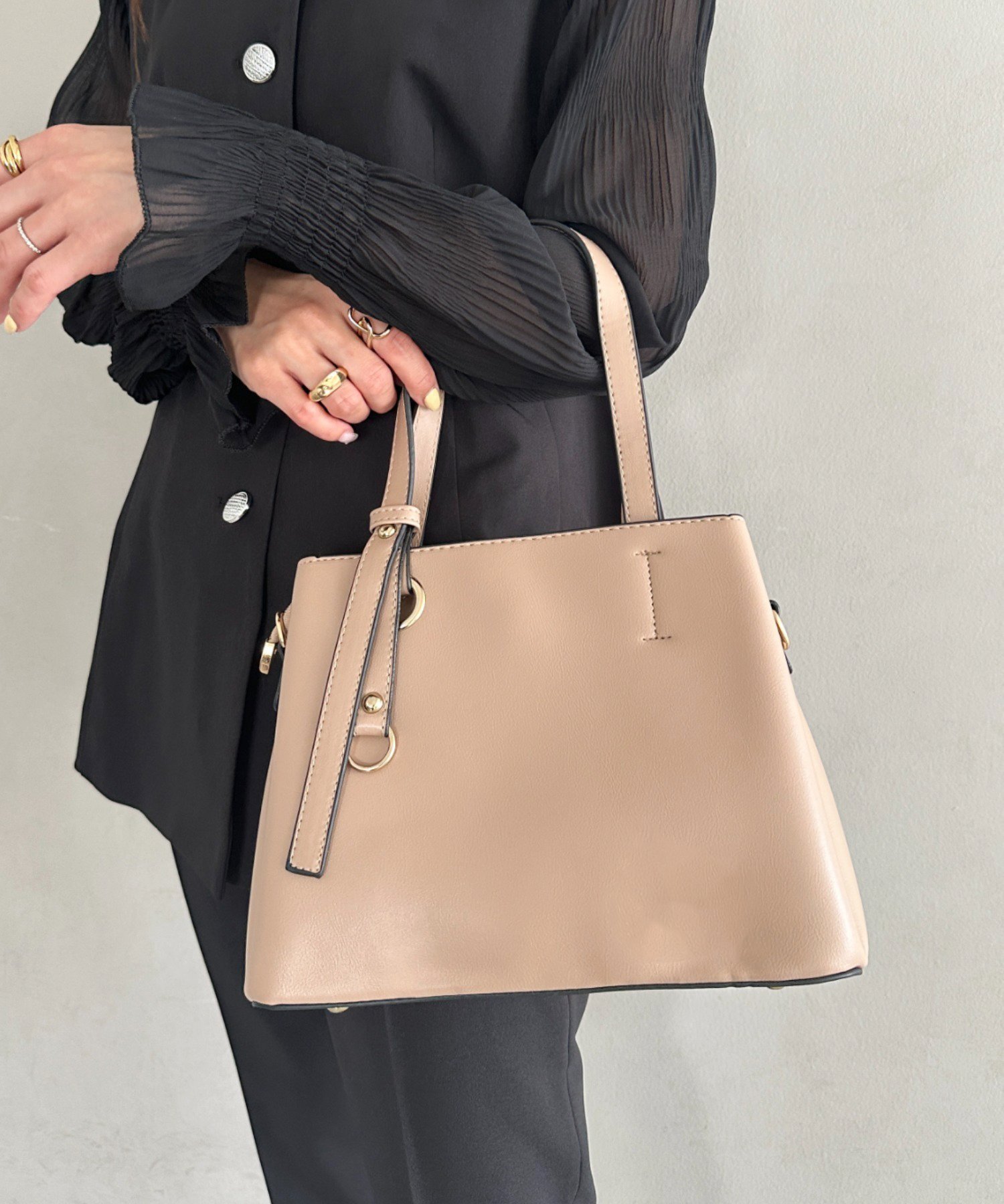 【SALE／22%OFF】MYMOOD. スクエアマルチPU 2WAYバッグ アウトフィッターラボ バッグ ハンドバッグ ホワイト ブラック ベージュ