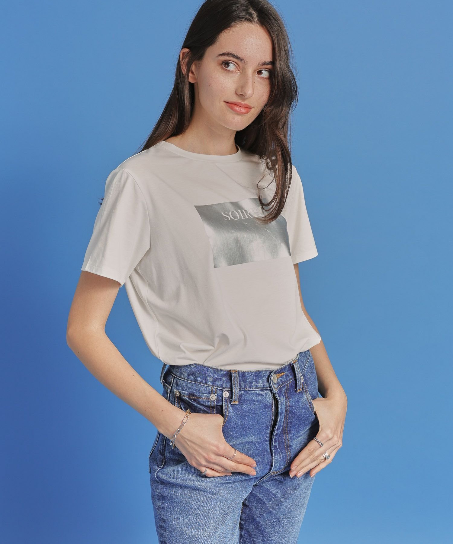 SALOON 箔プリントロゴT サルーン トップス カットソー・Tシャツ ホワイト グレー ブラックのサムネイル