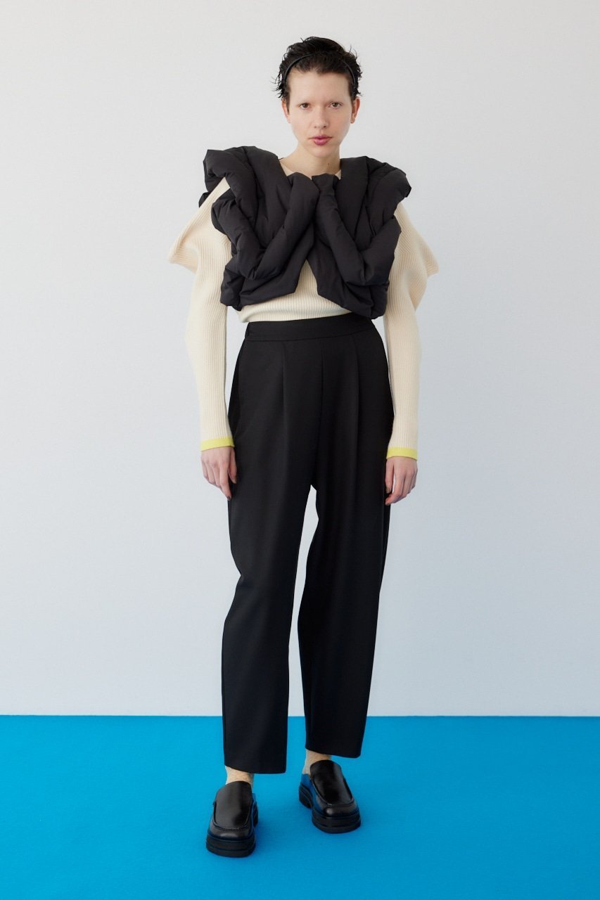 HeRIN.CYE Relaxed form pants ヘリンドットサイ パンツ その他のパンツ ブラック ホワイト グレー