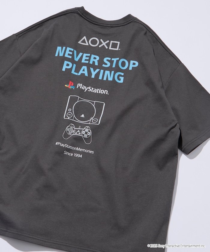 ビッグシルエット ロゴバックプリント クルーネック Tシャツ/PlayStation NEVER STOP 【限定展開】 フリークスストア トップス カットソー・Tシャツ ホワイト ネイビー ブラック グレー