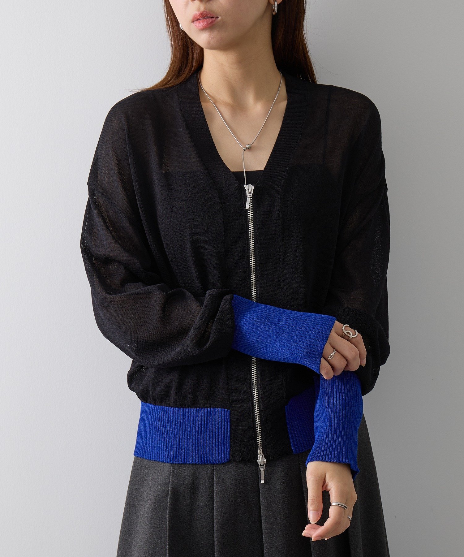 【SALE／10%OFF】MAISON BREEZE reveur MAISON BREEZE reveur/接触冷感 バイカラーニットカーディガン trc セットアップセブン トップス カーディガン ブラック グレー【送料無料】
