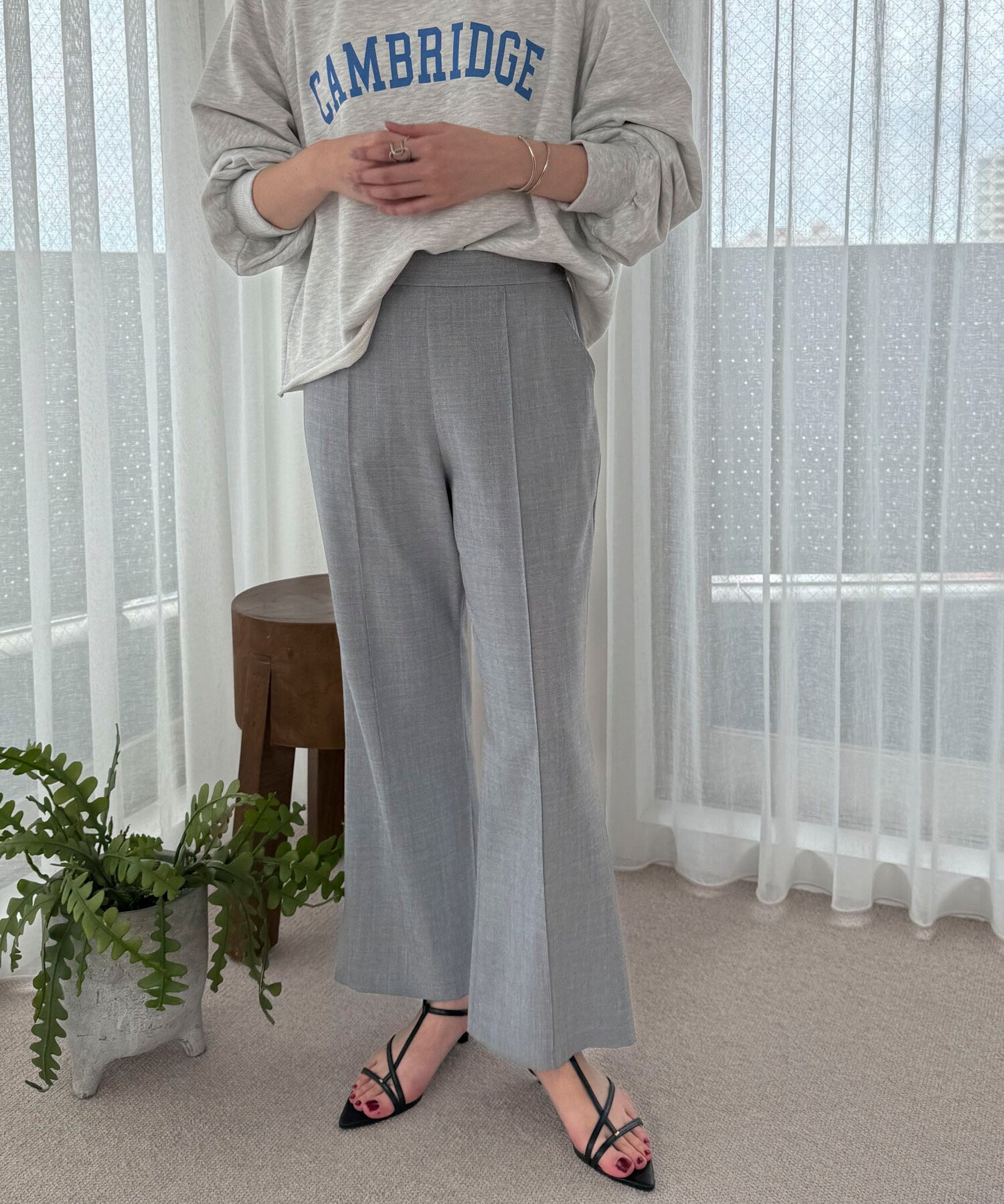 【SALE／40%OFF】DOUX ARCHIVES センターピンタックセミフレアパンツ ドゥアルシーヴ パンツ その他のパンツ ブラウン グレー ホワイト【送料無料】