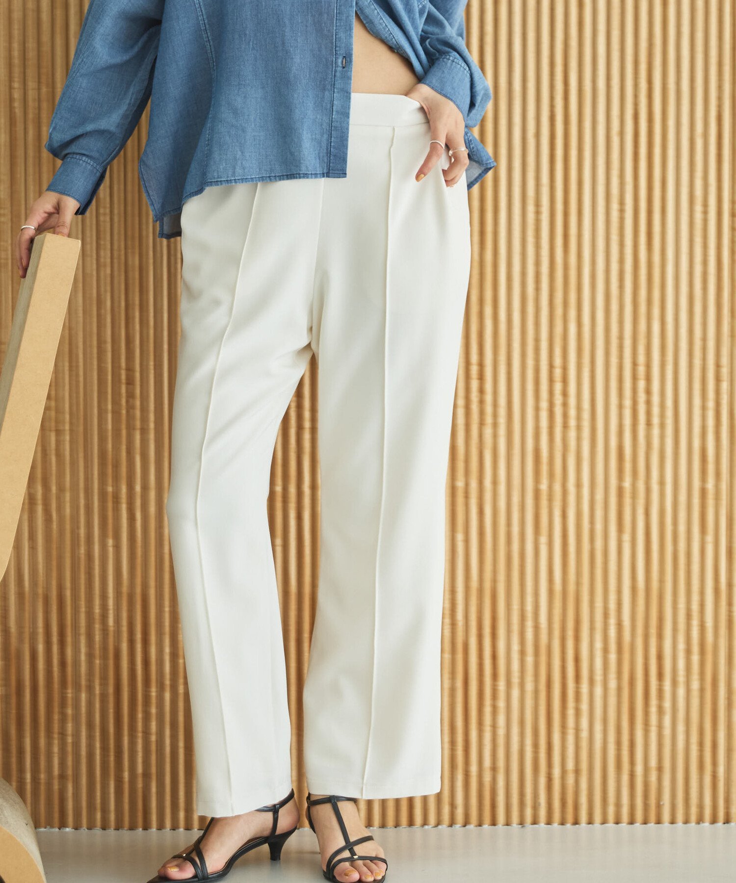 【SALE／40%OFF】DOUX ARCHIVES センターピンタックセミフレアパンツ ドゥアルシーヴ パンツ その他のパンツ ブラウン グレー ホワイト【送料無料】