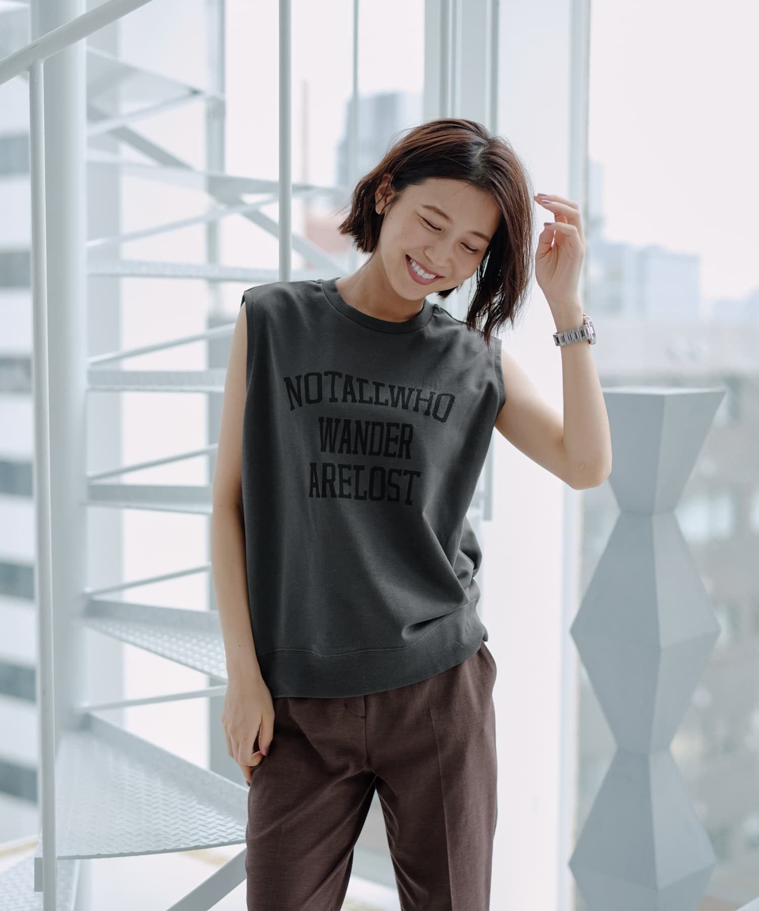 NEMIKA ロゴTシャツ【PASSIONE】 ネミカ トップス カットソー・Tシャツ グレー ブラック