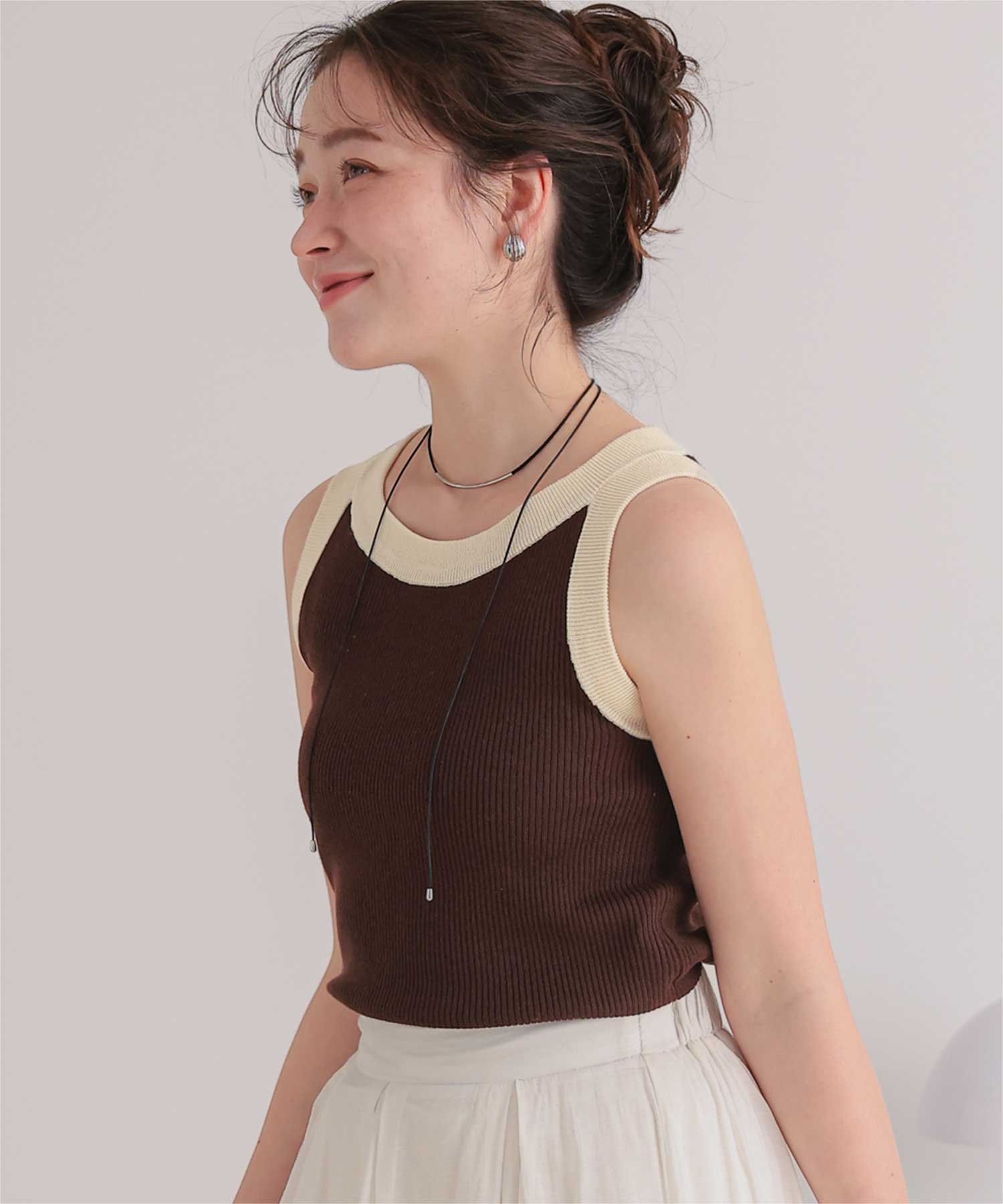 【SALE／35%OFF】titivate 配色リブニットタンクトップ トップス インナー ボーダー バイカラー レイヤード ティティベイト トップス ノースリーブ・タンクトップ ブラウン ネイビー ブラック stylife-15680543 Rakuten Fashion サンプル画像3