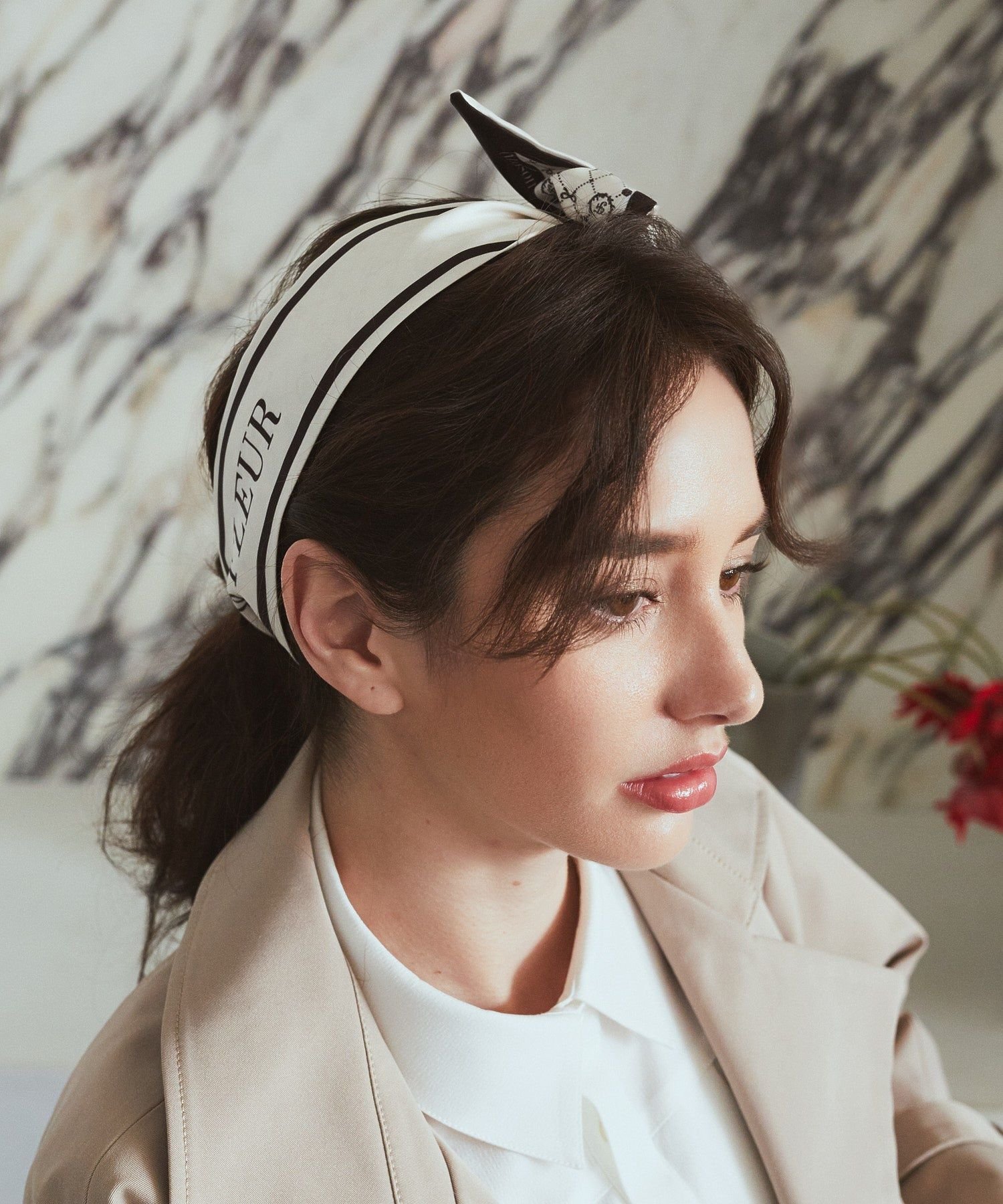 Maison de FLEUR モノグラム柄スカーフ メゾン ド フルール ファッション雑貨 スカーフ・バンダナ ホワイト ピンク