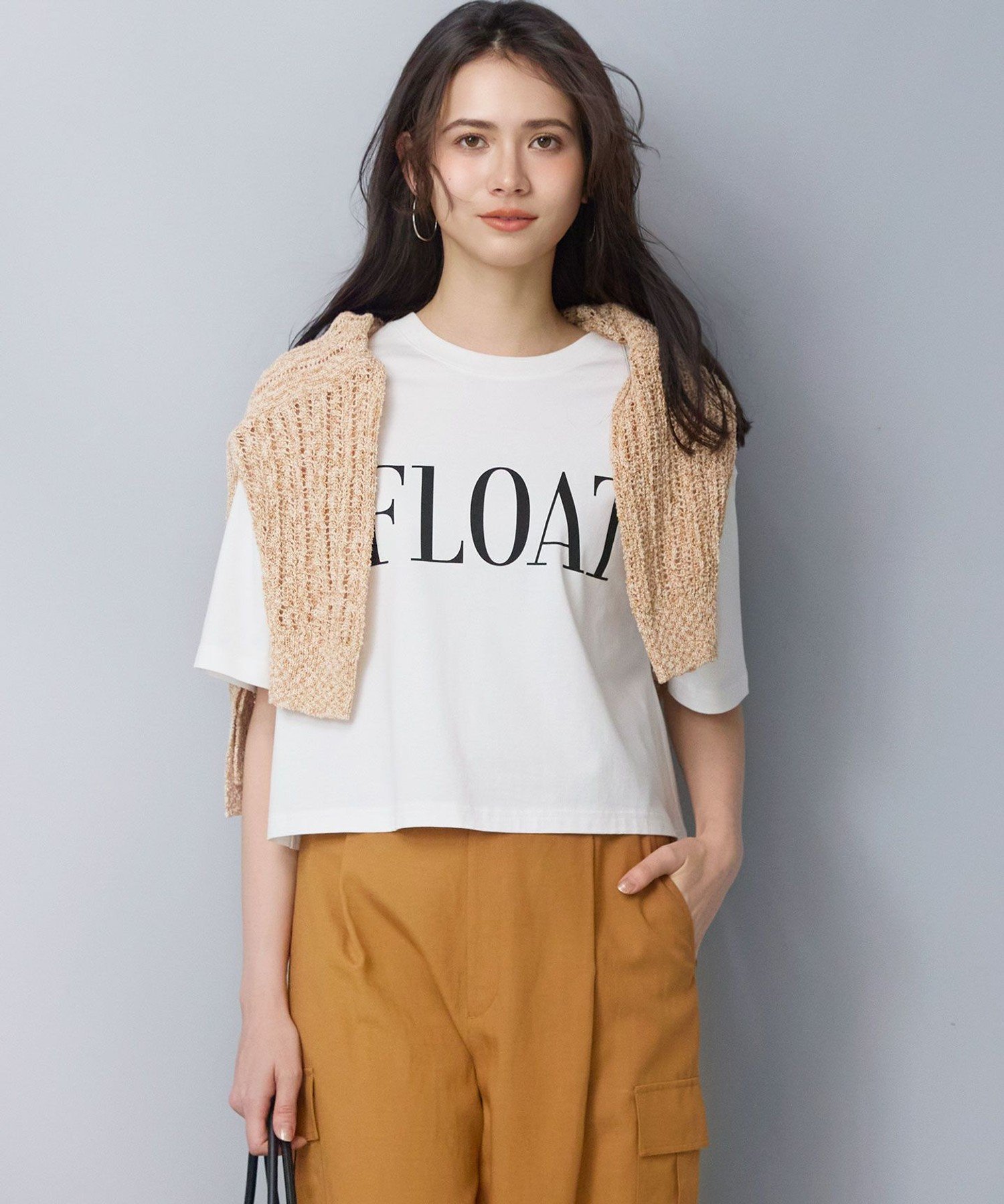 23区 【SLOW/一部店舗限定】ヴィンテージライクジャージー クロップド ロゴ Tシャツ ニジュウサンク トップス カットソー・Tシャツ ホワイト ブラック