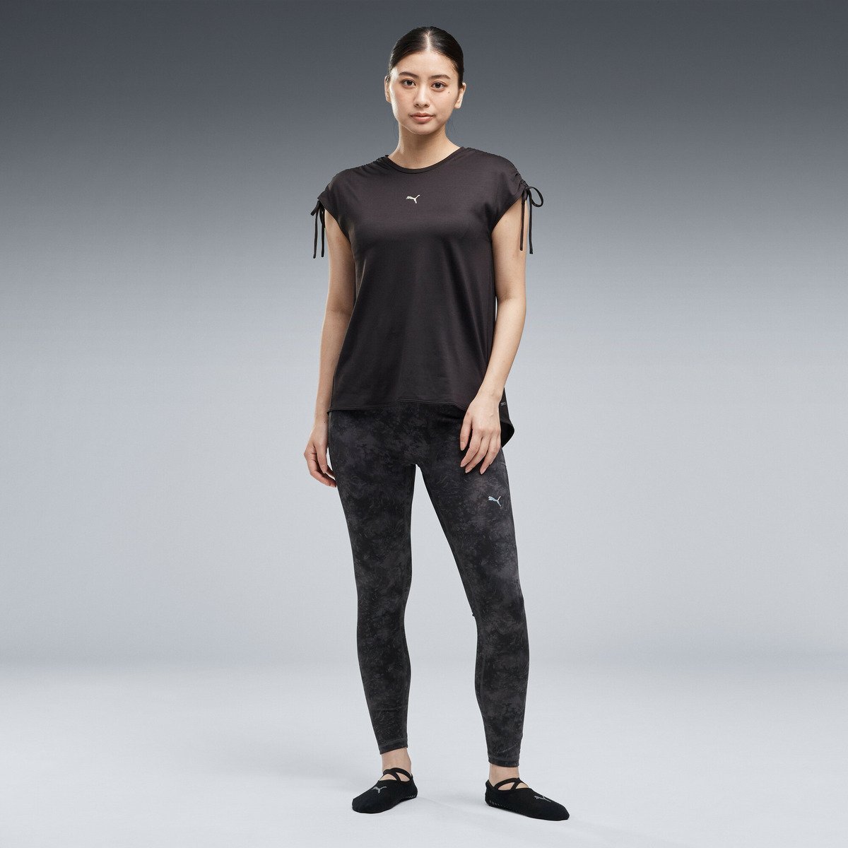ウィメンズ ヨガ スタジオ 半袖 Tシャツ STUDIO SS TEE プーマ トップス カットソー・Tシャツ ブラック