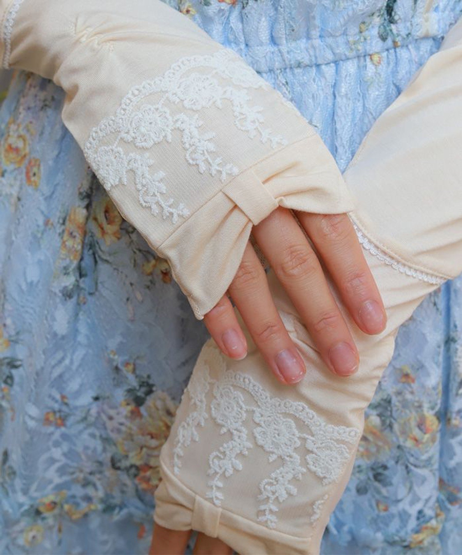axes femme リボン*レースUVロング手袋 アクシーズファム ファッション雑貨 手袋 ベージュ