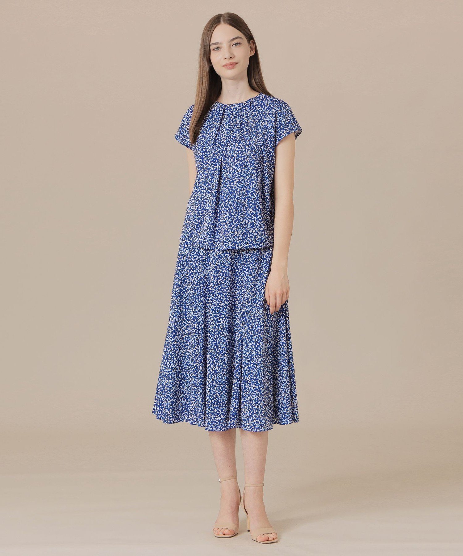 【SALE／22%OFF】MACKINTOSH LONDON ランダムドットプリントブラウス マッキントッシュ ロンドン トップス シャツ・ブラウス ブルー ブラウン【送料無料】