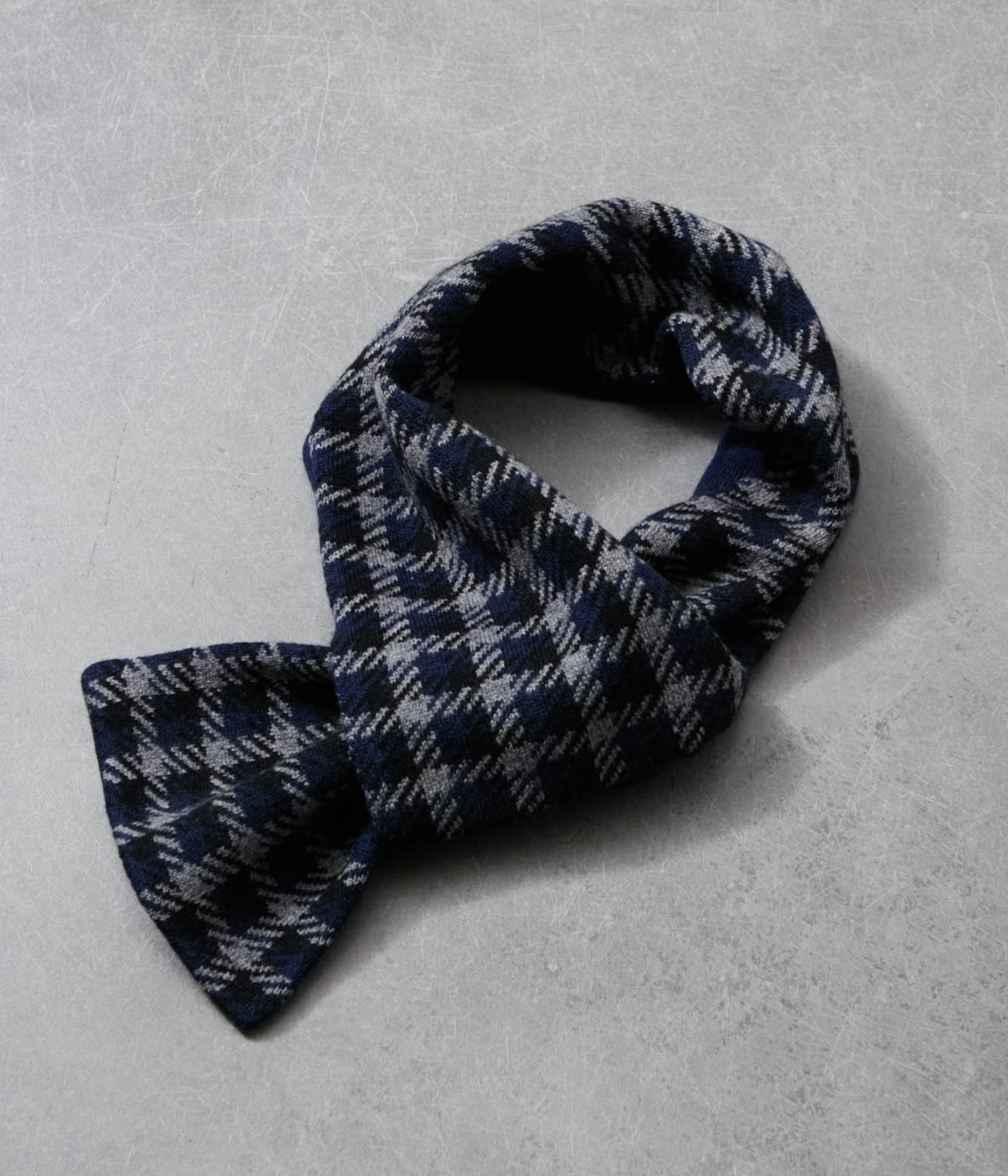 NEWYORKER MEN NUANCES COLOR MEASURE CHECK ミニマフラー ニューヨーカー ファッション雑貨 マフラー・ストール・ネックウォーマー ネイビー ベージュ