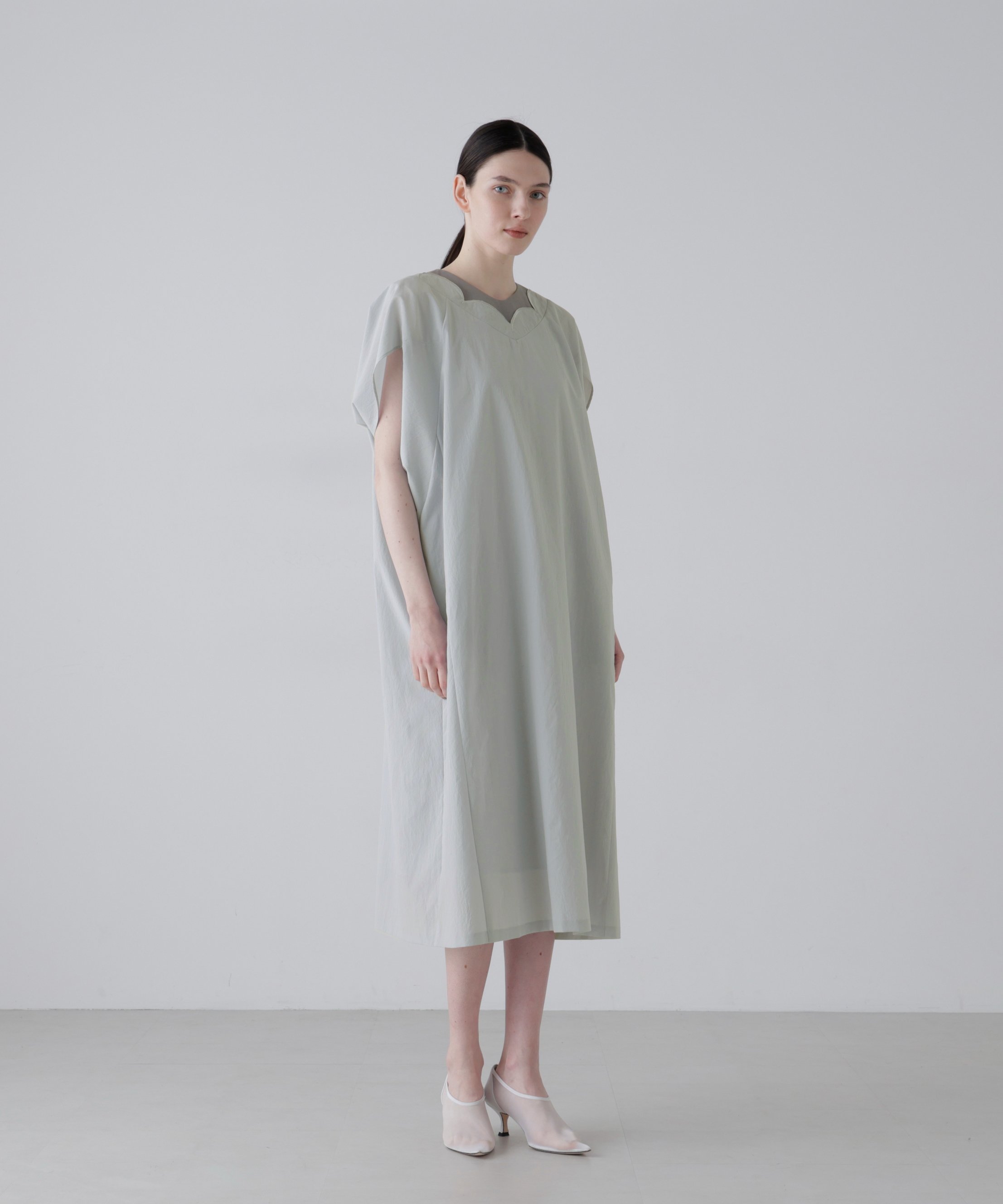 【SALE／60%OFF】ADORE ◆ドットメッシュワンピース アドーア ワンピース・ドレス ワンピース ネイビー グレー【送料無料】