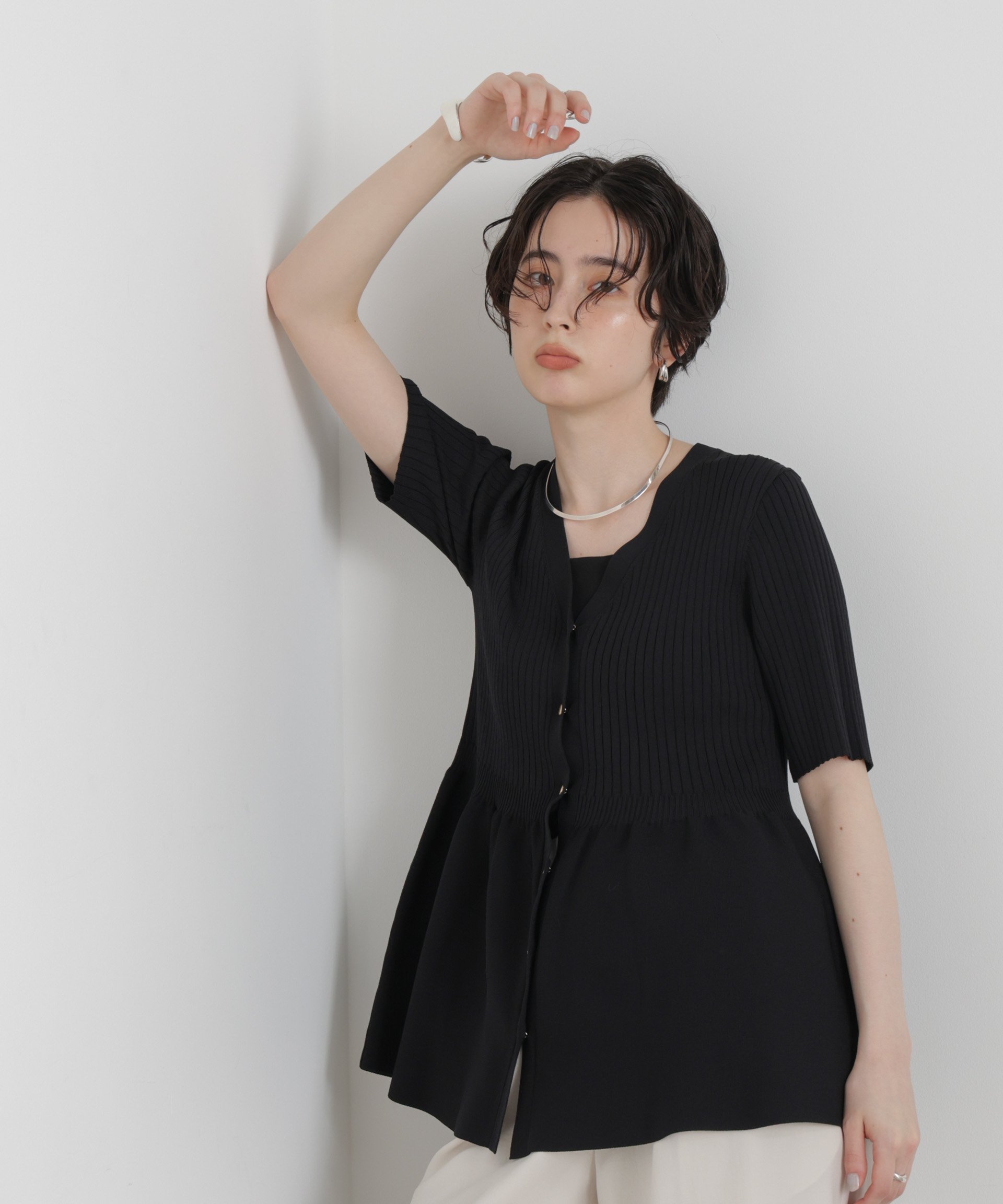 NANO universe SUMMER VEIL KNIT ペプラムニットカーディガン ナノユニバース トップス ニット ブラック ホワイト【送料無料】 stylife-15730341 Rakuten Fashion パッケージ画像