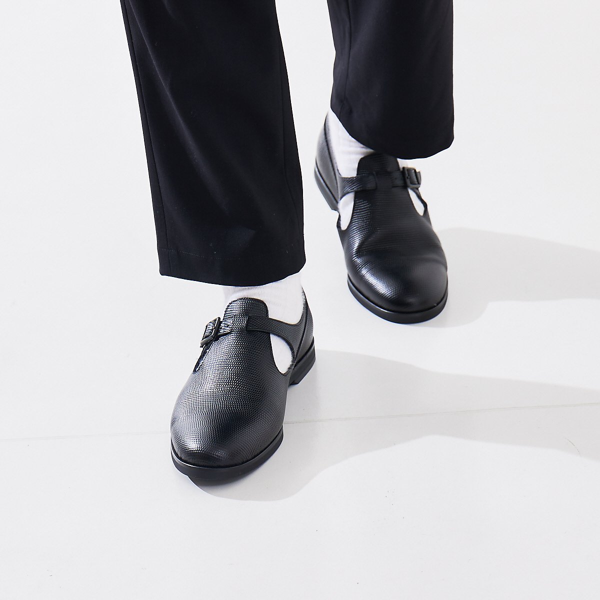 【SALE／50%OFF】alfredoBANNISTER 【リザード型押し】Tストラップ バックル シューズ アルフレッド・バニスター シューズ・靴 スニーカー ブラック【送料無料】