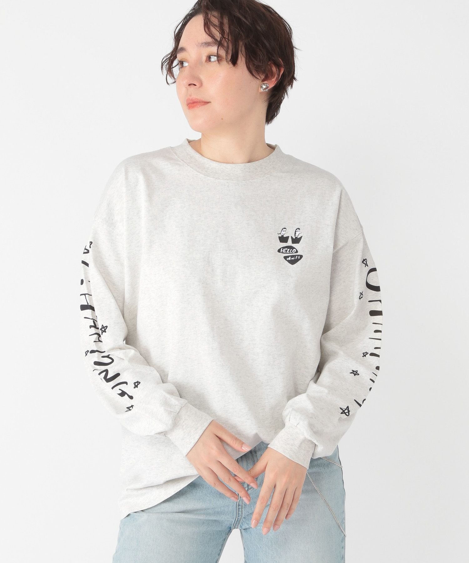 studio CLIP 【daily CLIP×HELLOAYACHAN】袖プリントBIGロンT スタディオクリップ トップス カットソー・Tシャツ ホワイト ネイビー イエロー