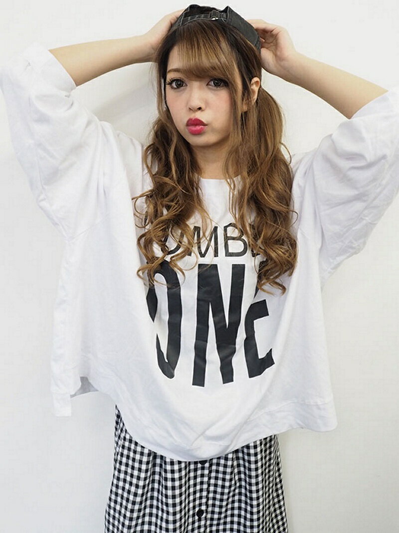 【SALE／20%OFF】CADBURY ビッグロゴビッグトレーナー スピーガ トップス カットソー・Tシャツ ホワイトのサムネイル