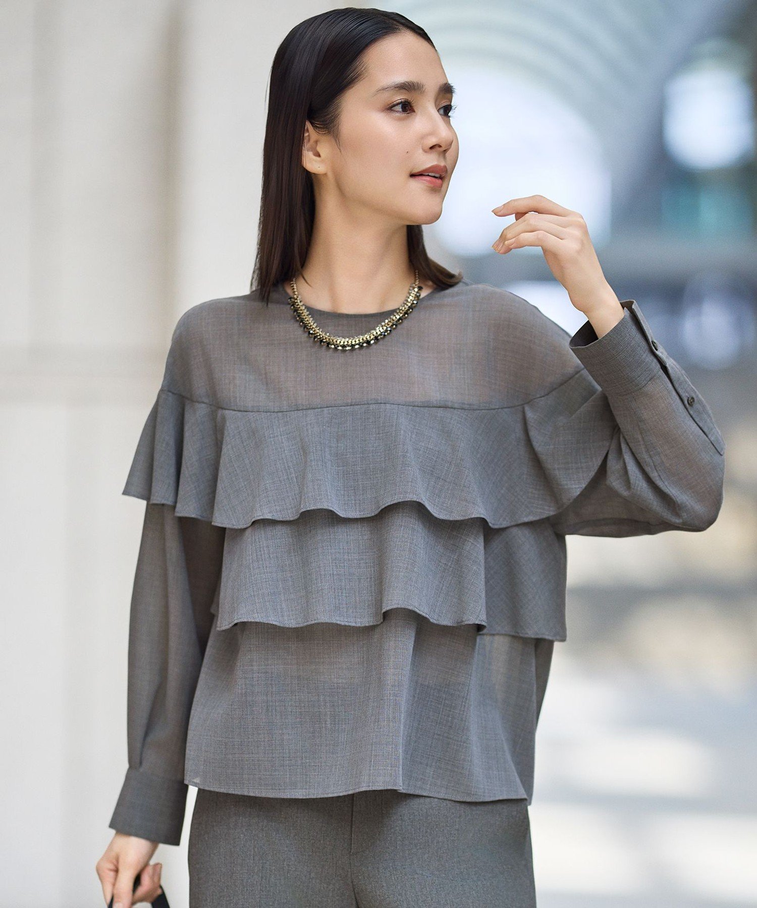 自由区 【カタログ掲載】TWハイツイストビエラフリル ブラウス ジユウク トップス シャツ・ブラウス グ..