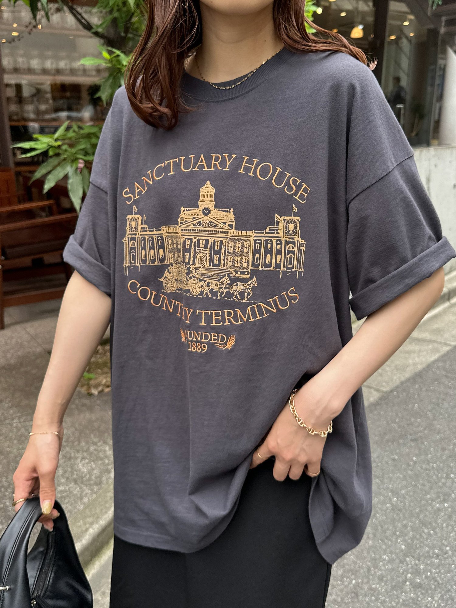 【SALE／10 OFF】Discoat 【ユニセックス】《WEB限定》モチーフ刺繍ロゴTシャツ ディスコート トップス カットソー Tシャツ グレー ホワイト ネイビー