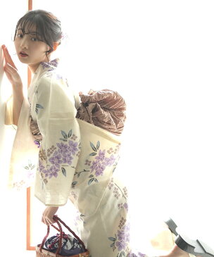 utatane 注染浴衣3点セット 綿麻 先染めベージュにラベンダーの小花 ウタタネ ビジネス/フォーマル 着物/浴衣 ベージュ【送料無料】