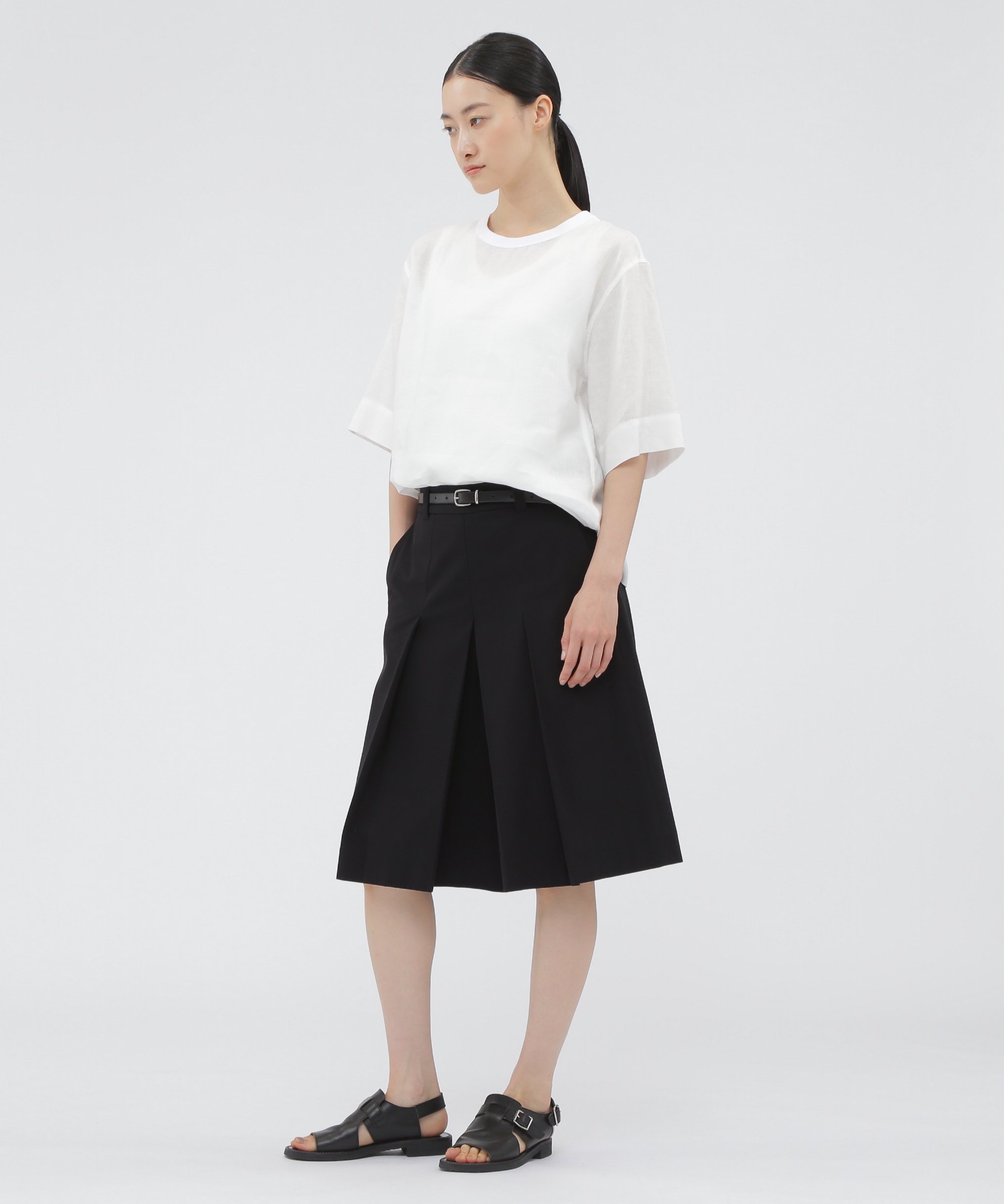 MARGARET HOWELL SOFT LINEN SHIRT マーガレット・ハウエル トップス シャツ・ブラウス ホワイト ブラック