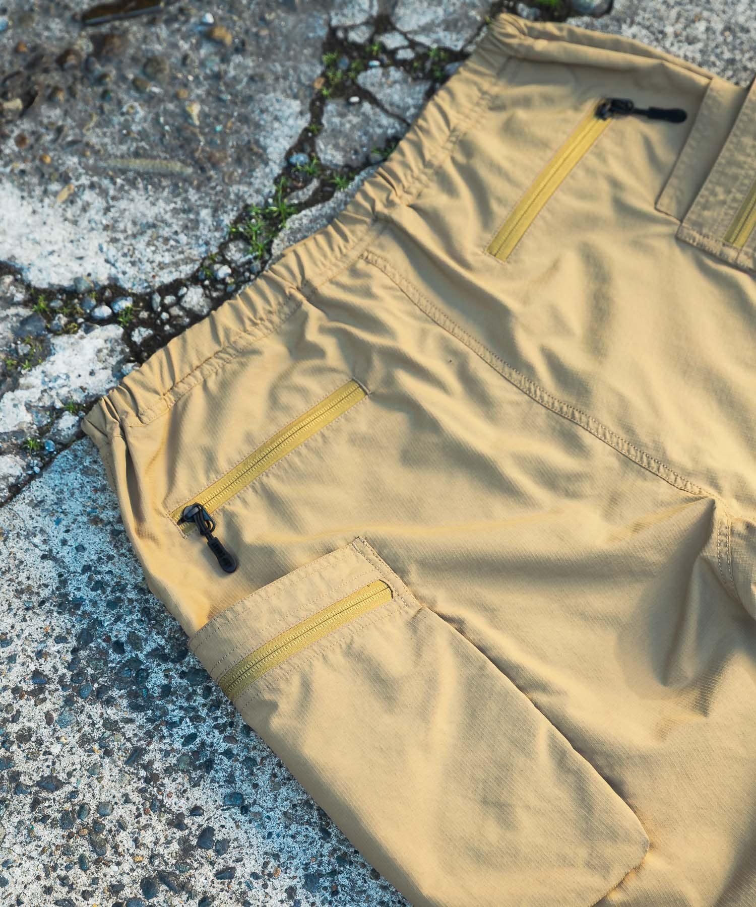 『別注』GRIP SWANY×EKAL バギーショーツ アーバンリサーチドアーズ パンツ その他のパンツ ベージュ ブラック