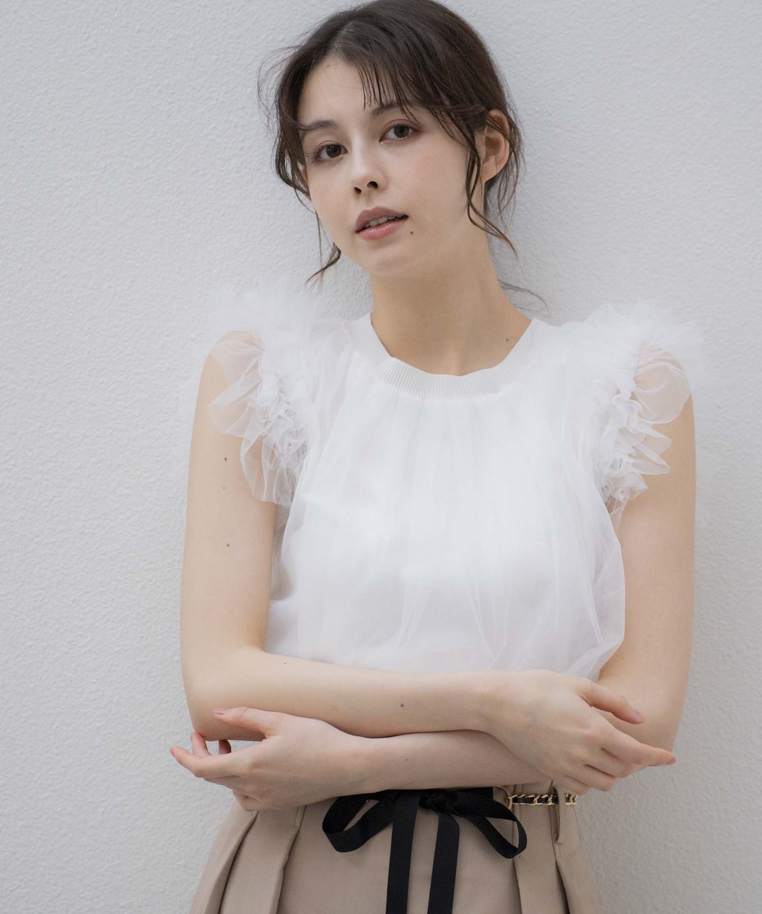 【SALE／30%OFF】Noela チュール切り替えニット ノエラ トップス ニット ベージュ ブルー ホワイト【送料無料】のサムネイル