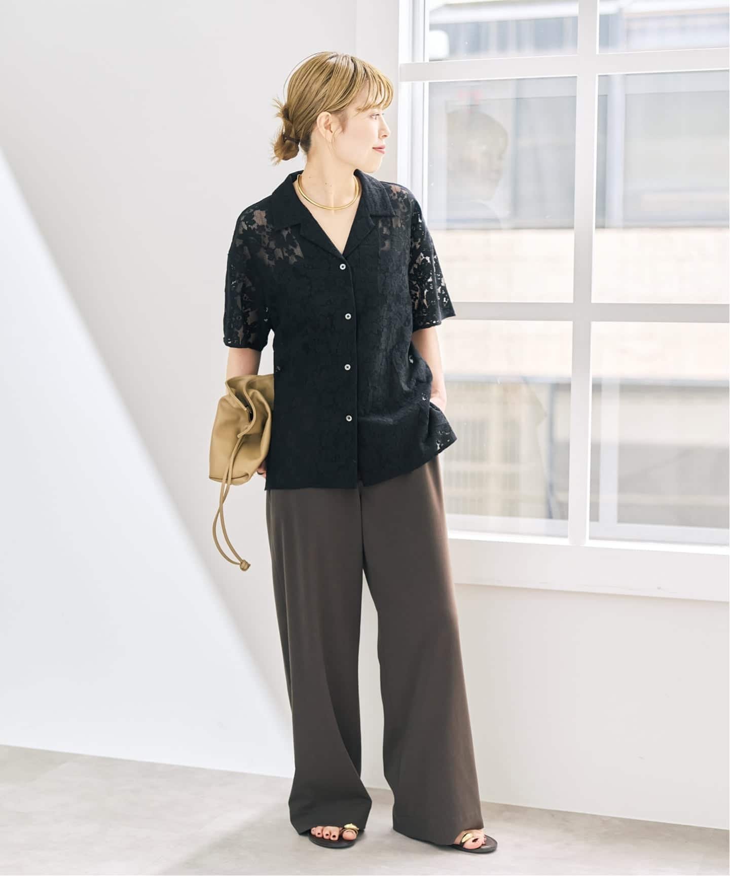 Spick & Span レースハーフスリーブシャツ スピックアンドスパン トップス シャツ・ブラウス ホワイト ブラック