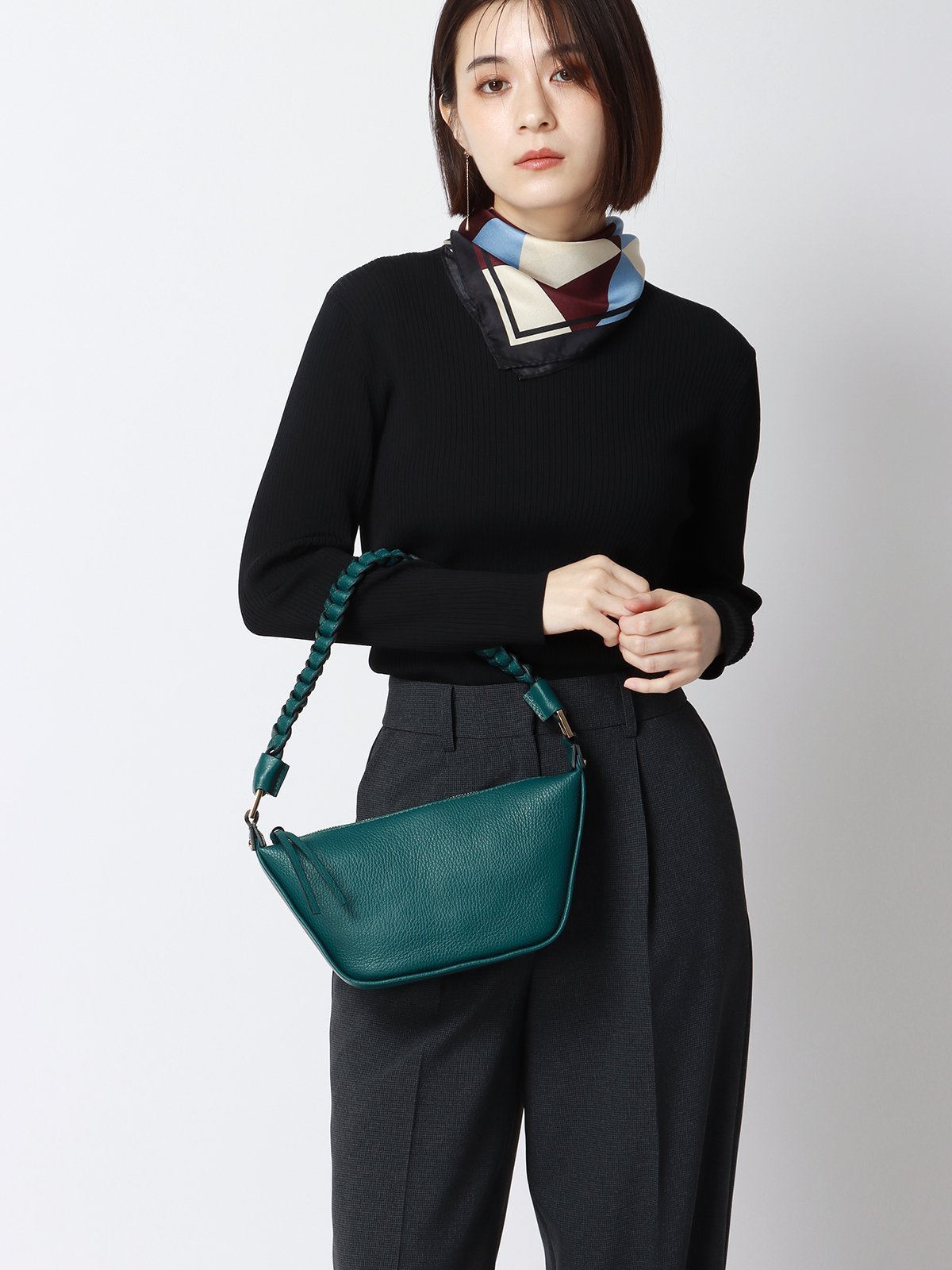 【SALE／30%OFF】SUIT SQUARE ハーフムーンバッグ MARCO BIANCHINI シュリンクレザー スーツ スクエア バッグ トートバッグ ブルー【送料無料】
