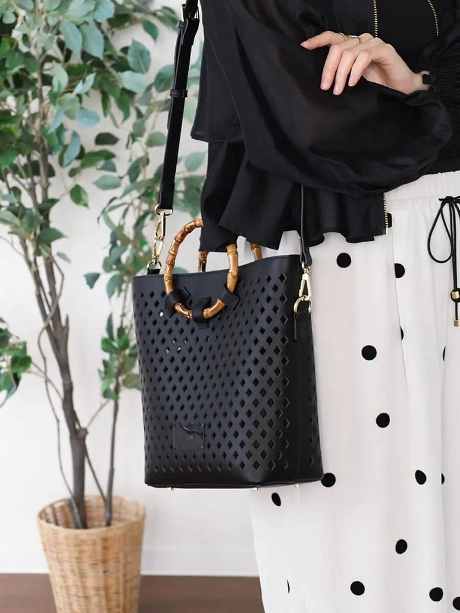 【SALE／27%OFF】Vin バンブーハンドルメッシュトートバッグ ヴァン バッグ ハンドバッグ ホワイト グレー ブラック【送料無料】