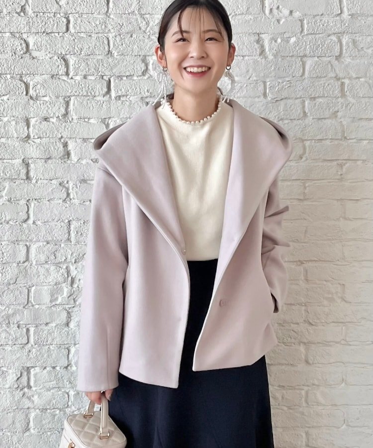 Couture brooch 【ふんわり軽やか冬コート】カットメルトンフードアウター クチュールブローチ ジャケット・アウター その他のジャケット・アウター ベージュ グレー【送料無料】のサムネイル