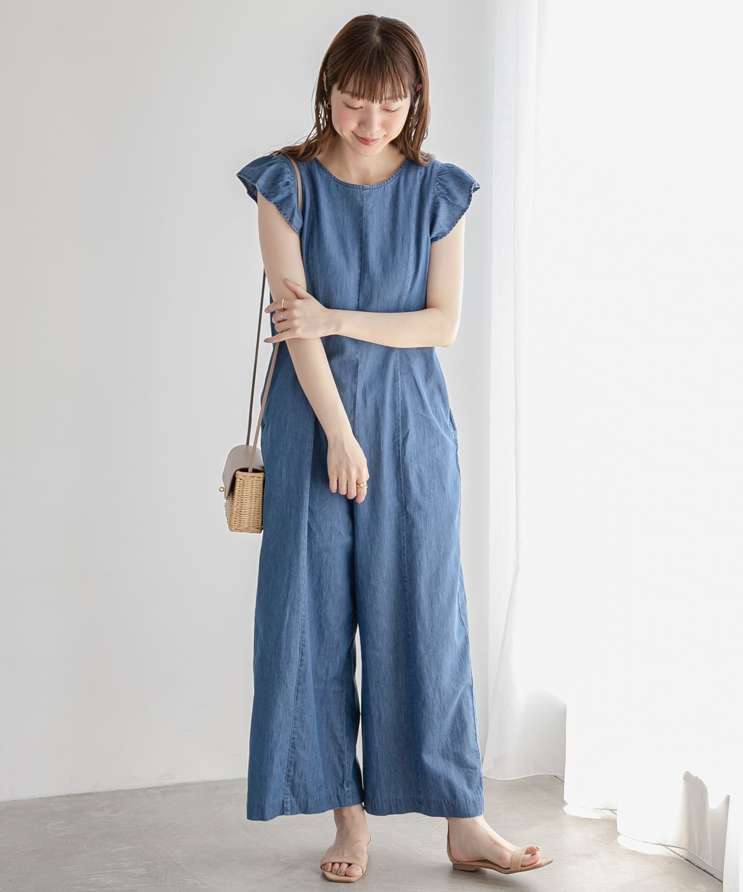 【SALE／40%OFF】Sonny Label デニムフリルオールインワン サニーレーベル オールインワン・オーバーオール オーバーオール・サロペット ブルー【送料無料】のサムネイル