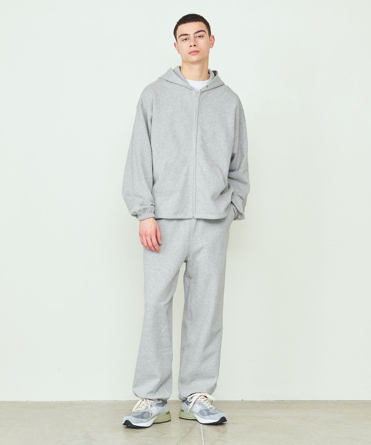 UNITED ARROWS & SONS ＜RUSSELL ATHLETIC for UNITED ARROWS & SONS by TEPPEI FUJITA＞ SWEATPANTS/スウェットパンツ ユナイテッドアローズ パンツ ジャージ・スウェットパンツ グレー ホワイト ブラック