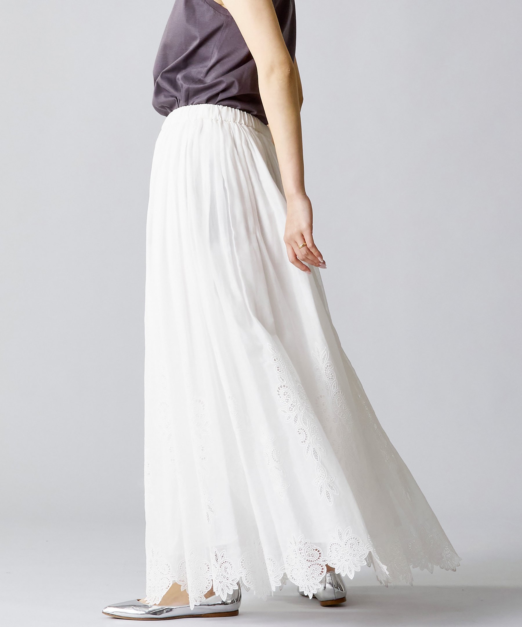 【SALE／30%OFF】1er Arrondissement 綿麻エンブロイダリーギャザースカート プルミエアロンディスモン スカート ロング・マキシスカート ホワイト ブラック【送料無料】のサムネイル