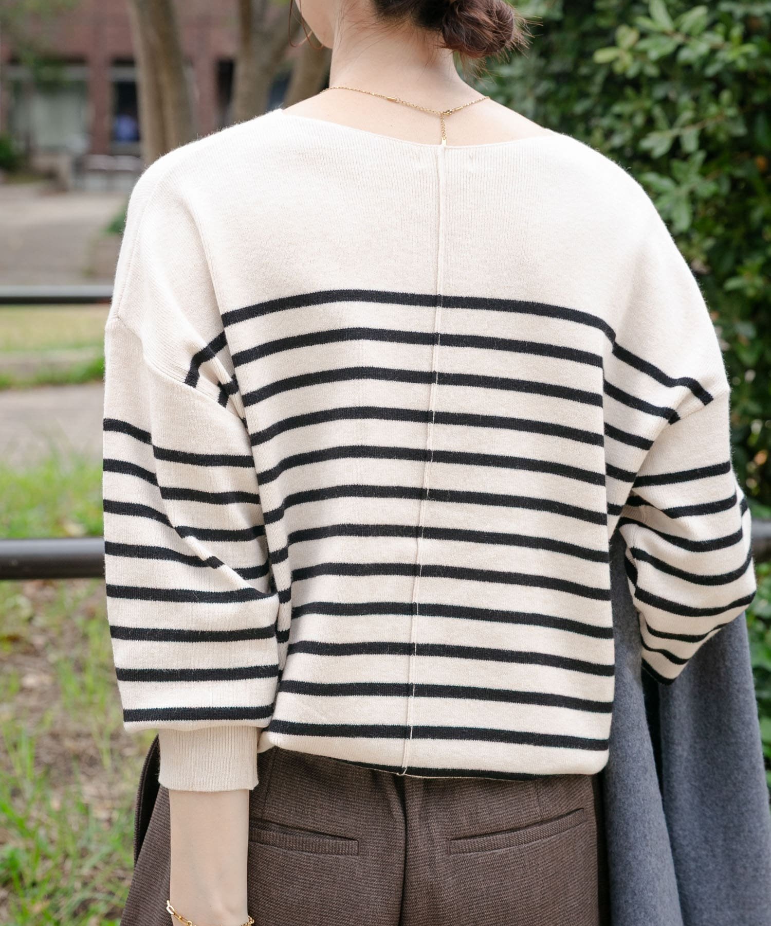 ITEMS 『洗濯可』アウトリンキングVネックニット アーバンリサーチアイテムズ トップス ニット
