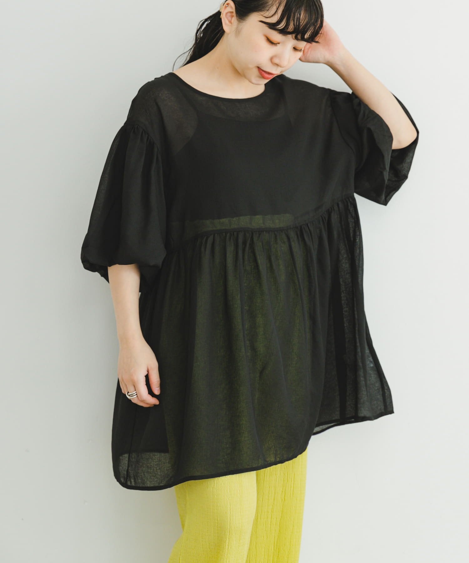 【SALE／67%OFF】URBAN RESEARCH ITEMS シアーティアードブラウス アーバンリサーチアイテムズ トップス シャツ・ブラウス ホワイト ブラック