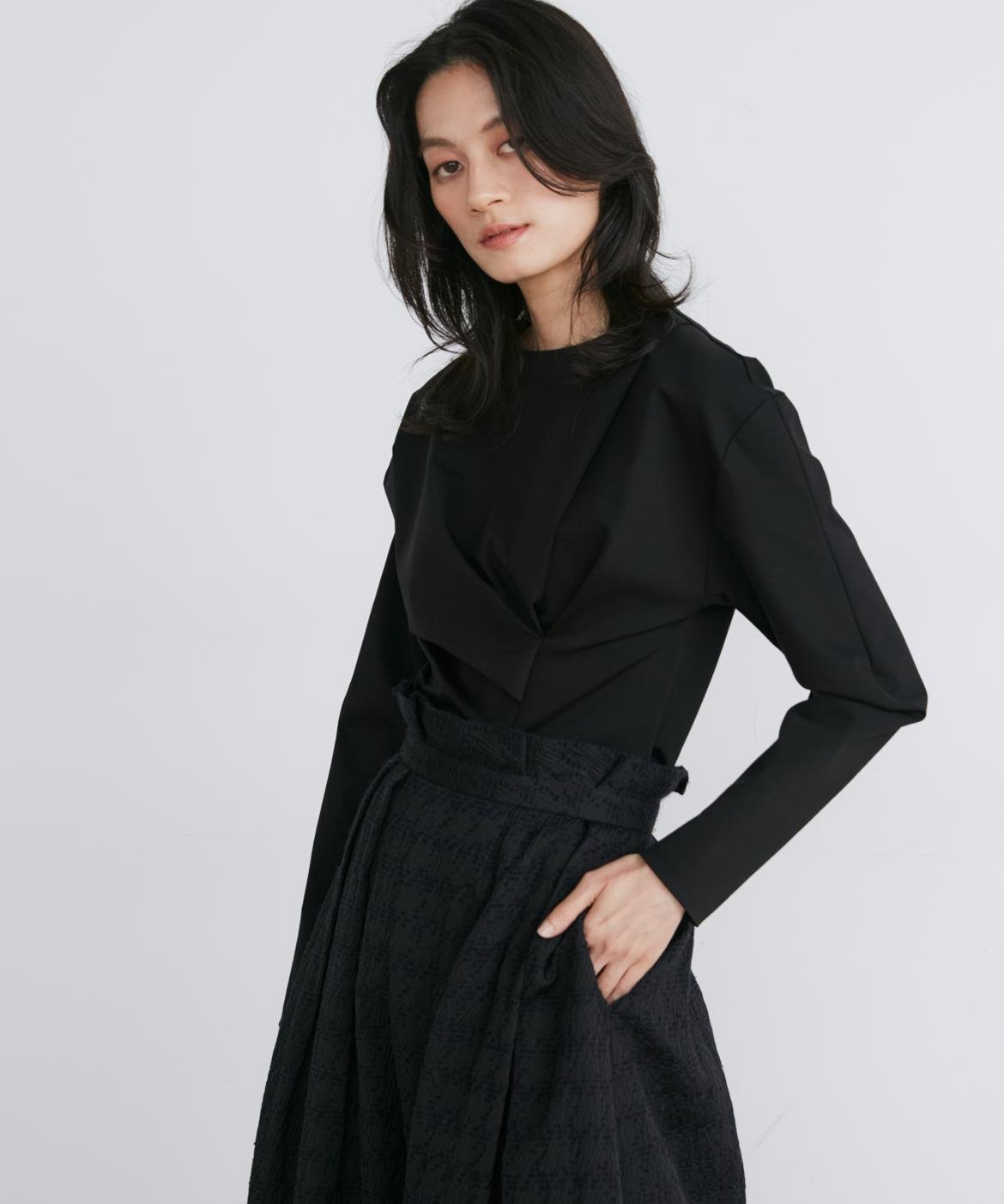 INED アシンメトリーデザインカットソー《la veille by SUPERIOR CLOSET》 イネド トップス カットソー・Tシャツ ブラック ホワイト