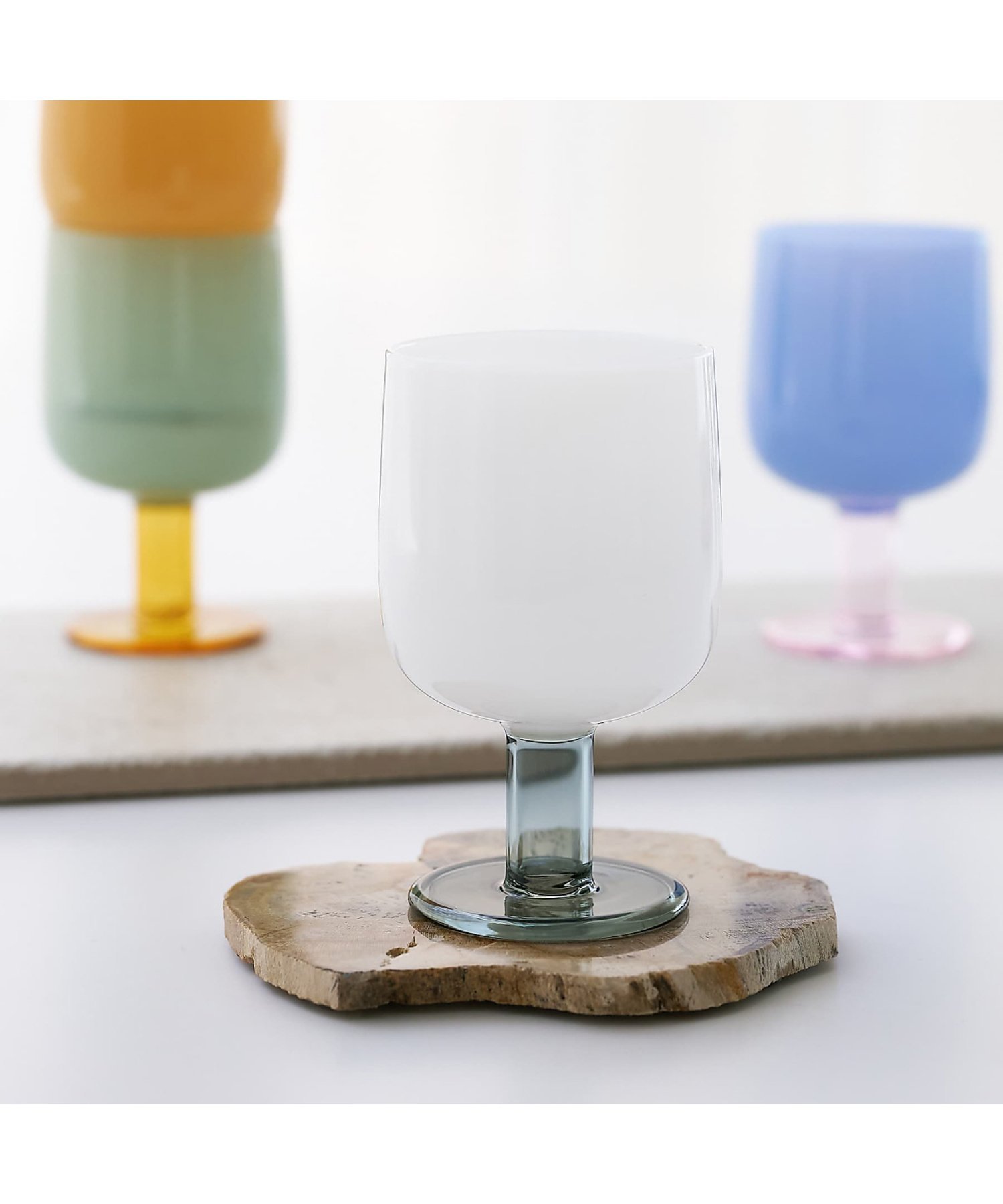 collex 【amabro/アマブロ】 TWO TONE WINE GLASS ツートン ワ コレックス 食器・調理器具・キッチン用品 その他の食器・調理器具・キッチン用品 ホワイト ブルー グリーン イエロー stylife-15141386 Rakuten Fashion サンプル画像2