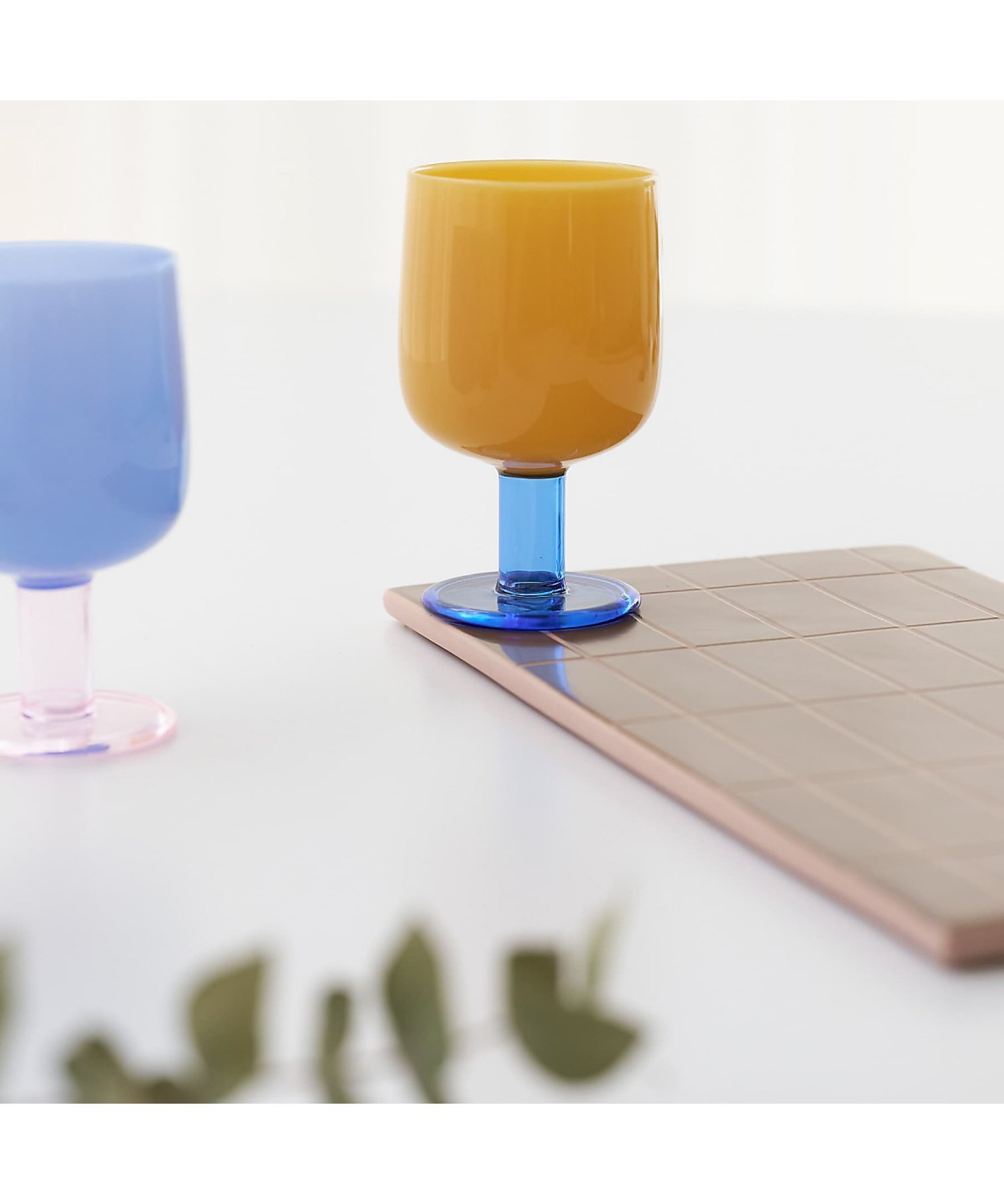 collex 【amabro/アマブロ】 TWO TONE WINE GLASS ツートン ワ コレックス 食器・調理器具・キッチン用品 その他の食器・調理器具・キッチン用品 ホワイト ブルー グリーン イエロー stylife-15141386 Rakuten Fashion サンプル画像3