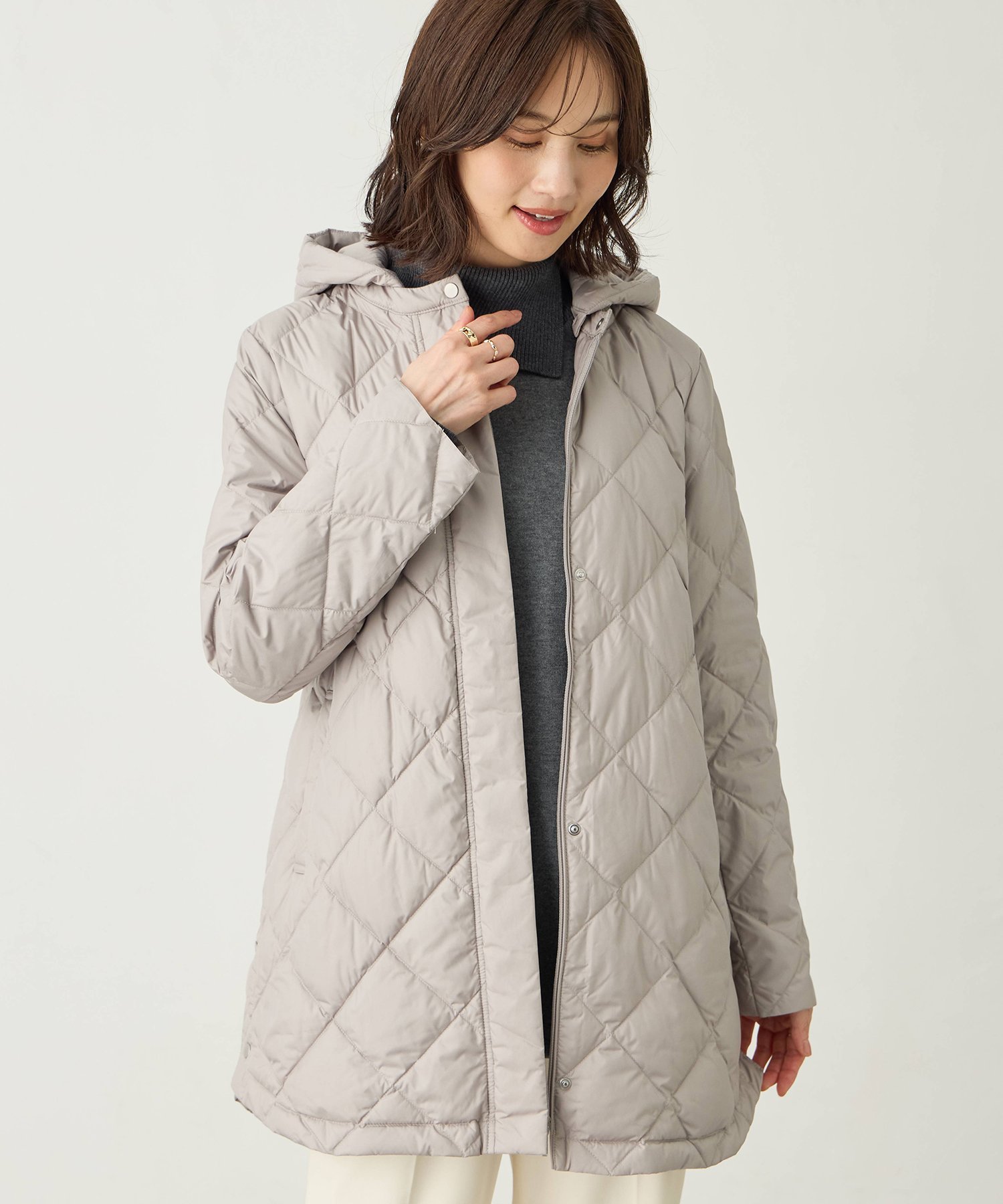 【SALE／20%OFF】A/C DESIGN BY ALPHA CUBIC ライトダウンキルトコート【軽量】 エーシーデザインバイアルファキュービック ジャケット・アウター ダウンジャケット・ダウンベスト ブラック ホワイト【送料無料】