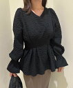 【SALE/70%OFF】JUNOAH ふくれジャガードウエストタックブラウス ジュノア トップス シャツ・ブラウス ブラウン ホワイト ブラック