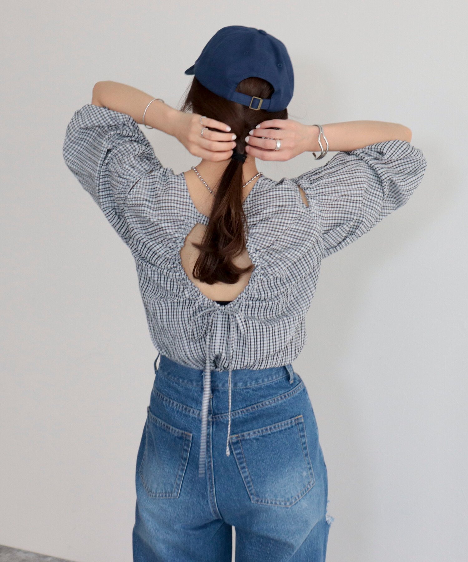 【SALE／41%OFF】fredy emue 【fredyemueフレディエミュ】シアーチェックバックオープンブラウス フレディ アンド グロスター トップス シャツ・ブラウス ブラック ホワイト【送料無料】のサムネイル