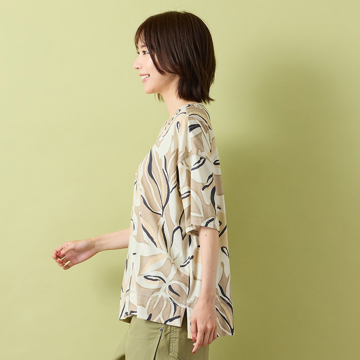 PISANO 【手洗いOK・綿100%】ボタニカルプリント・リラックスカットソー ピサーノ トップス カットソー・Tシャツ オレンジ ベージュ