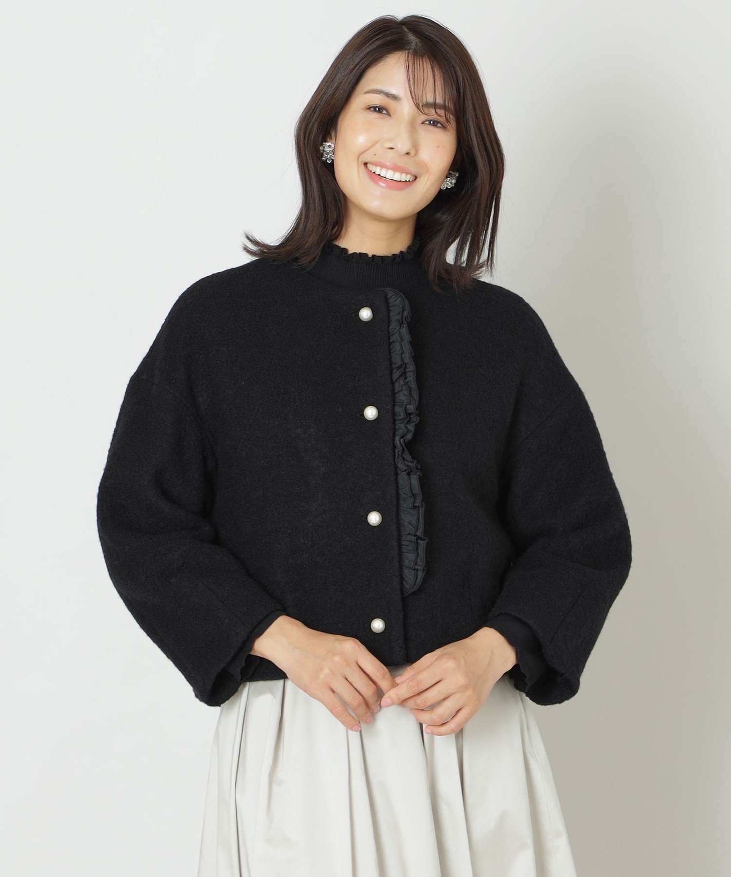 【SALE/20%OFF】TO BE CHIC 【L】ブークレフリル ボレロ トゥー ビー シック ジャケット・アウター ブルゾン・ジャンパー ベージュ ホワイト ブラック【送料無料】