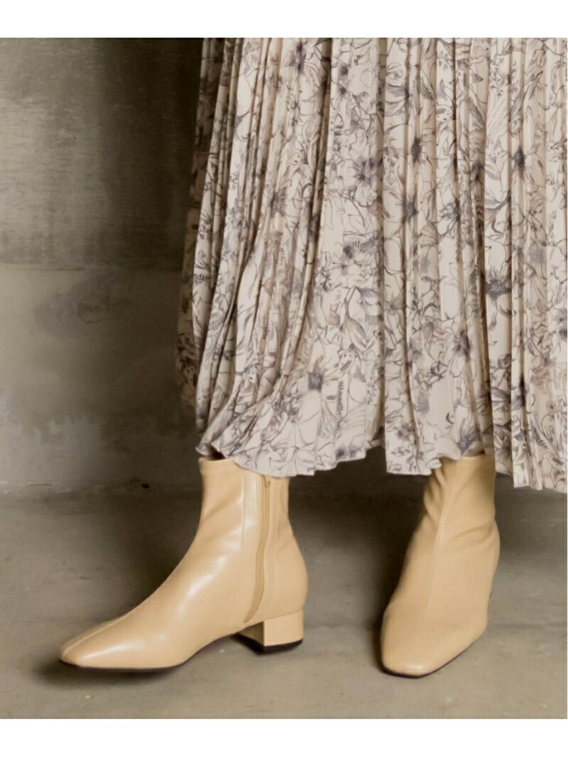 【SALE／50%OFF】RANDA ソフトストレッチスクエアトゥショートブーツ ランダ シューズ・靴 ブーツ ベージュ ブラック ブラウン【送料無料】のサムネイル