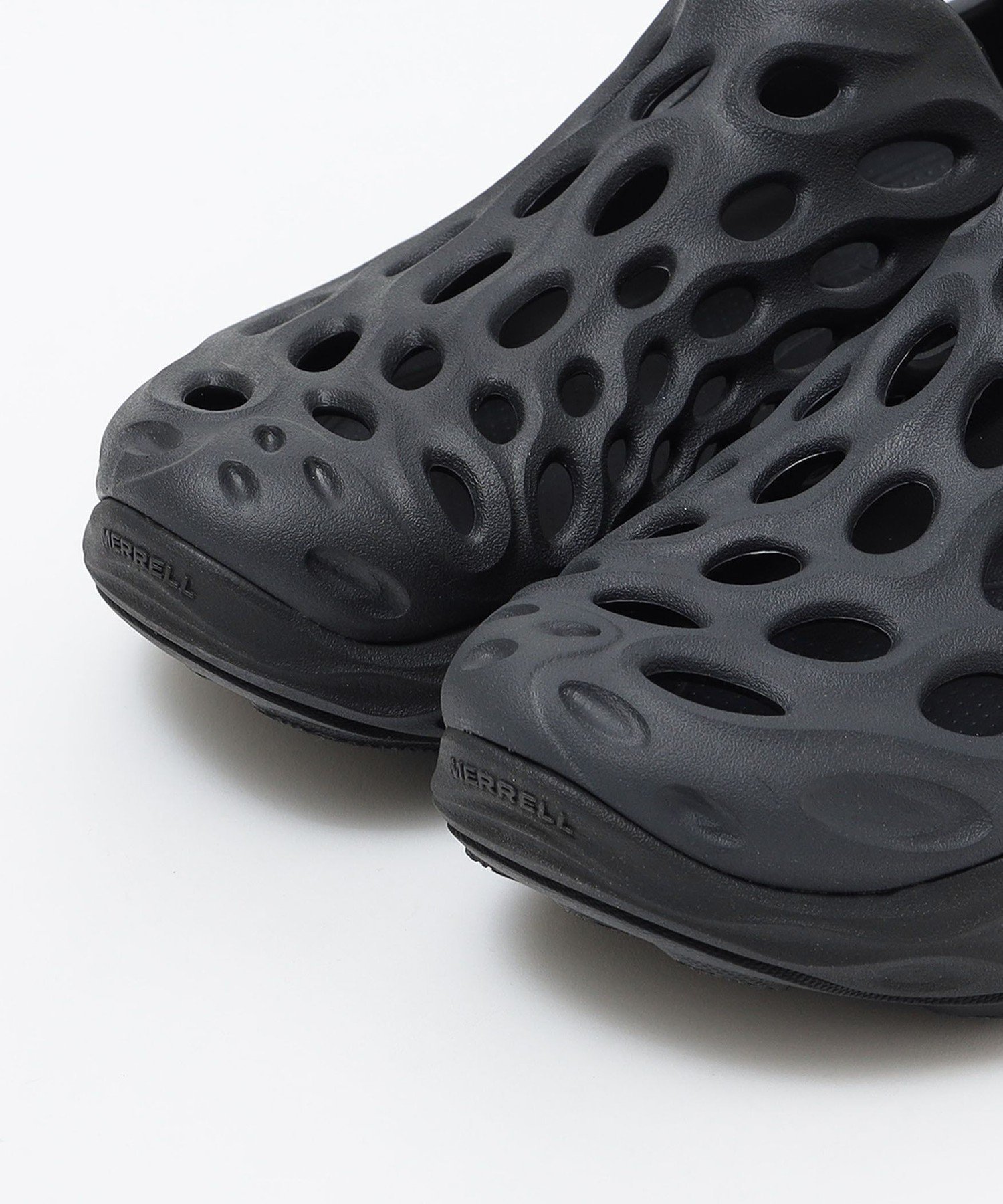 SHIPS MEN MERRELL: HYDRO NEXT GEN MOC シップス シューズ・靴 サンダル ブラック【送料無料】