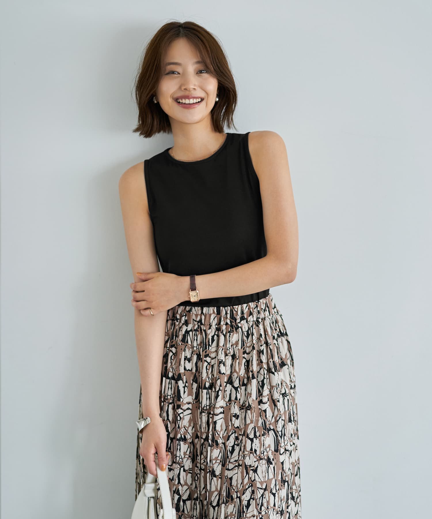 STYLE DELI とろけるノースリカットソートップス スタイルデリ トップス カットソー・Tシャツ ブラック ホワイト