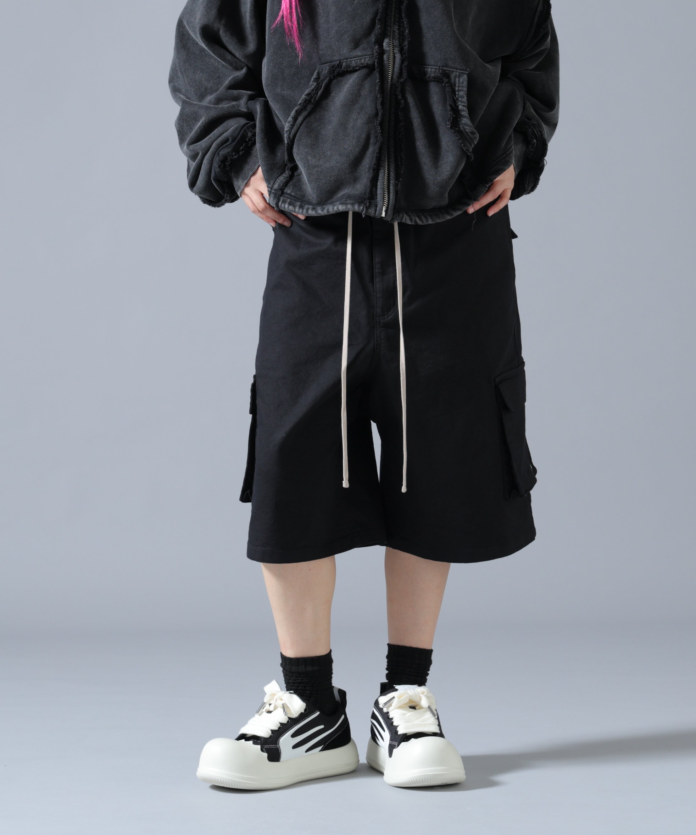 ROYAL FLASH FR(13)NDS/フレンズ/Black shorts ロイヤルフラッシュ パンツ その他のパンツ ブラック