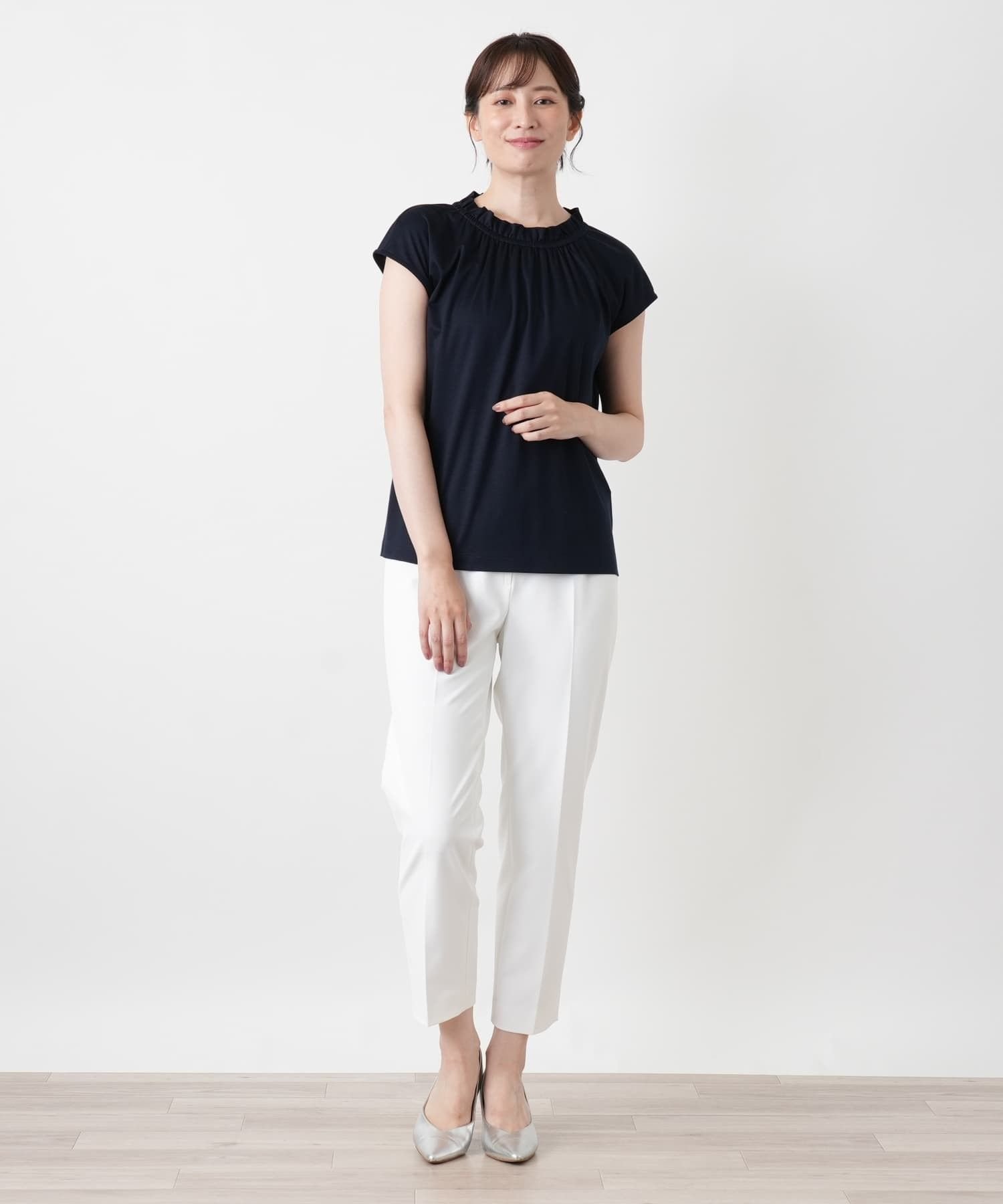 Leilian ギャザーハイネックカットソー【Leilian WHITE LABEL】 レリアン トップス カットソー・Tシャツ ホワイト ネイビー