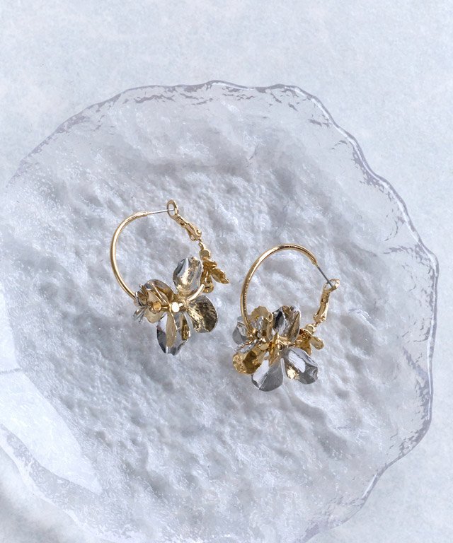 【SALE／20%OFF】Pierrot フラワーフープピアス ピエロ アクセサリー・腕時計 ピアス ゴールド