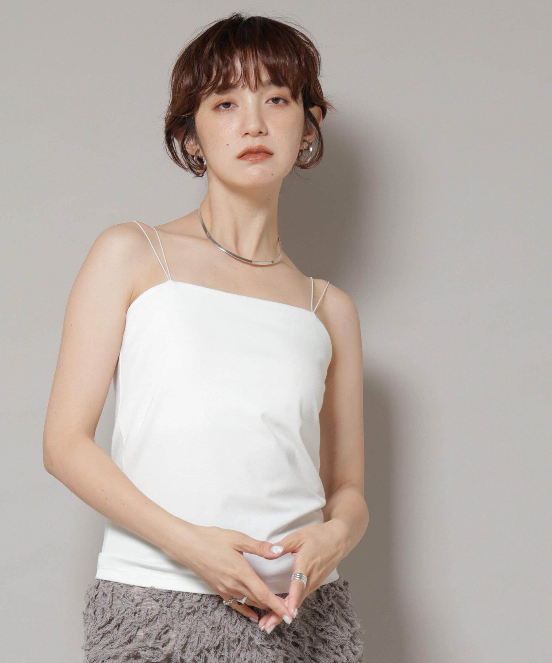 NANO universe ストレッチポンチカップ付きベアトップキャミソール ナノユニバース トップス カットソー・Tシャツ ブラック ホワイト